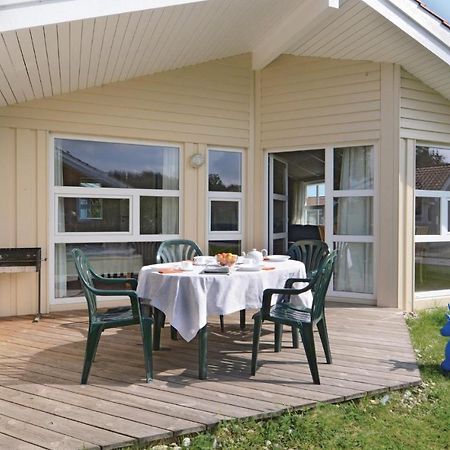 Amazing home in Friedrichskoog with 3 Bedrooms, Sauna&WiFi Exterior foto