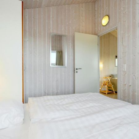 Amazing home in Friedrichskoog with 3 Bedrooms, Sauna&WiFi Exterior foto