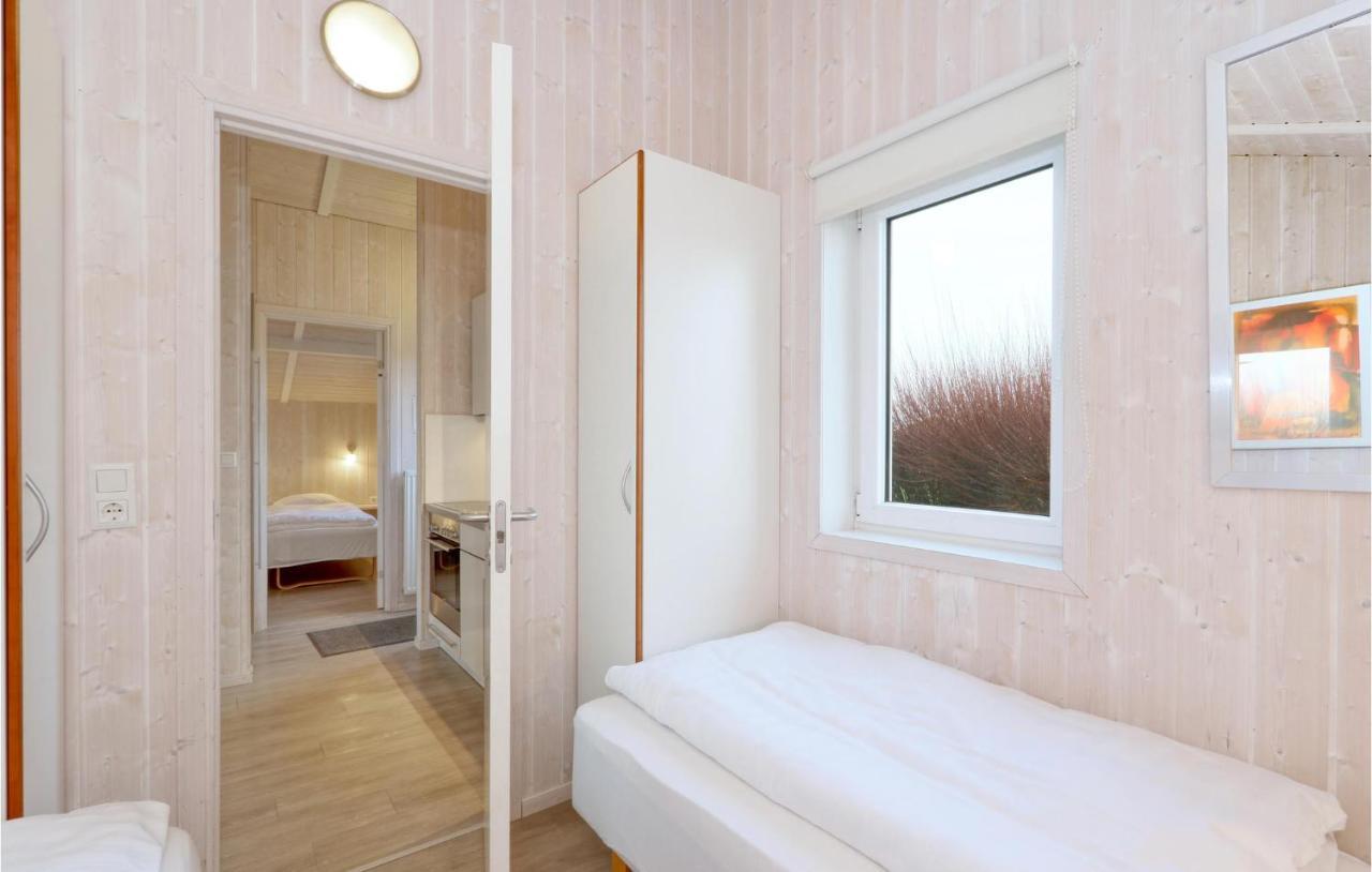 Amazing home in Friedrichskoog with 3 Bedrooms, Sauna&WiFi Exterior foto
