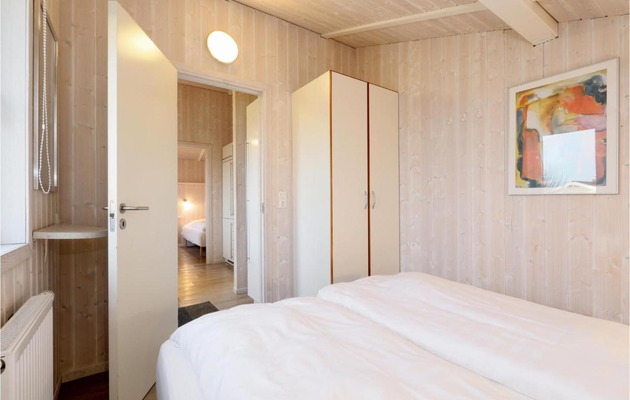 Amazing home in Friedrichskoog with 3 Bedrooms, Sauna&WiFi Exterior foto