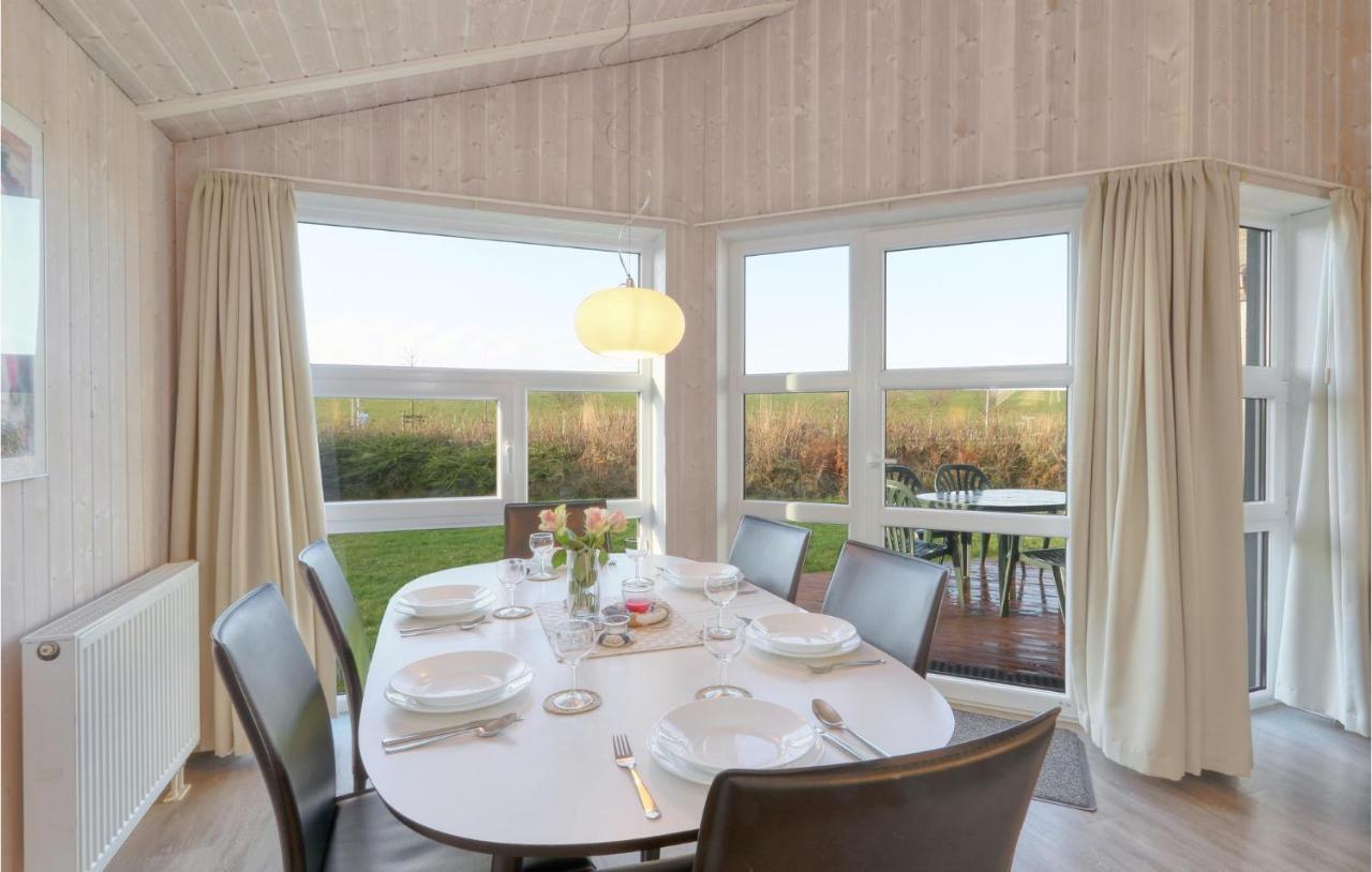 Amazing home in Friedrichskoog with 3 Bedrooms, Sauna&WiFi Exterior foto