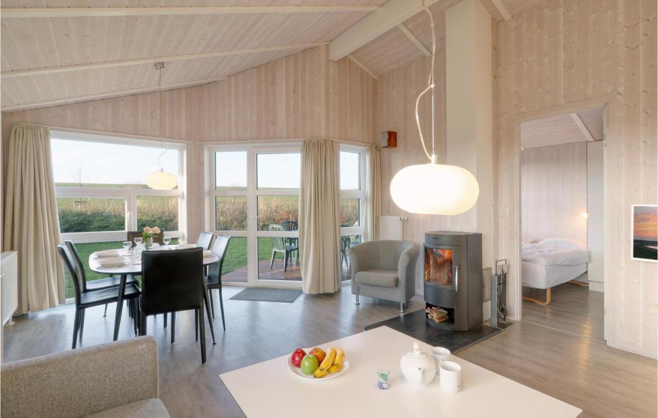 Amazing home in Friedrichskoog with 3 Bedrooms, Sauna&WiFi Exterior foto