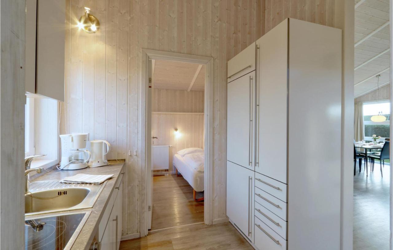 Amazing home in Friedrichskoog with 3 Bedrooms, Sauna&WiFi Exterior foto