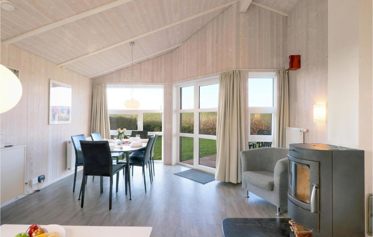 Amazing home in Friedrichskoog with 3 Bedrooms, Sauna&WiFi Exterior foto